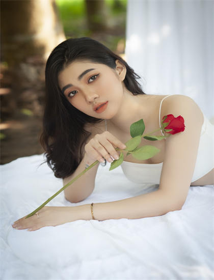 女人的bibi图片_河南四套直播在线观看_乘风2026免费观看完整版